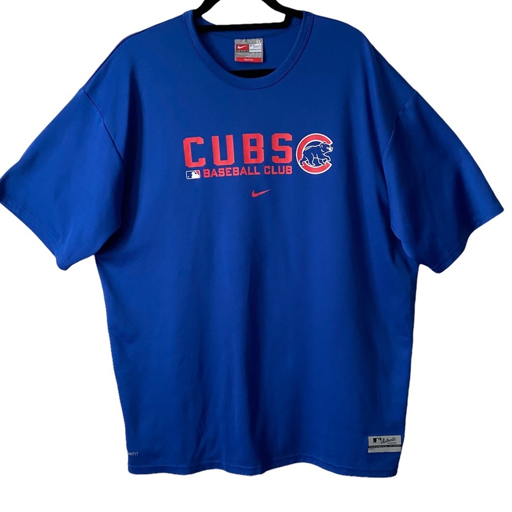 Authentic Collection NikeFitDry Cubs Baseball Club Short Sleeve T-Shirt XL